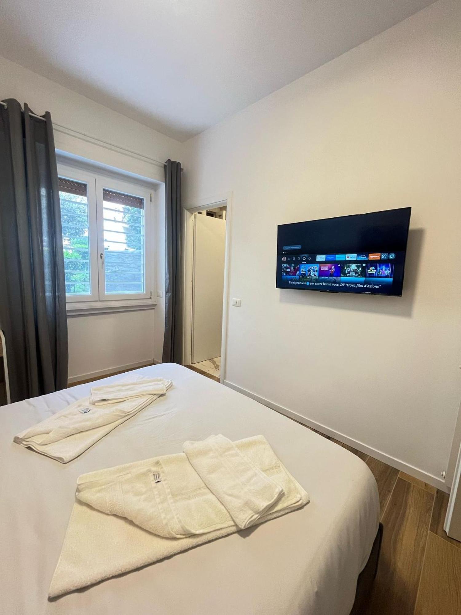 Apartment Casa Miseno, Independent Near Metro B Rom